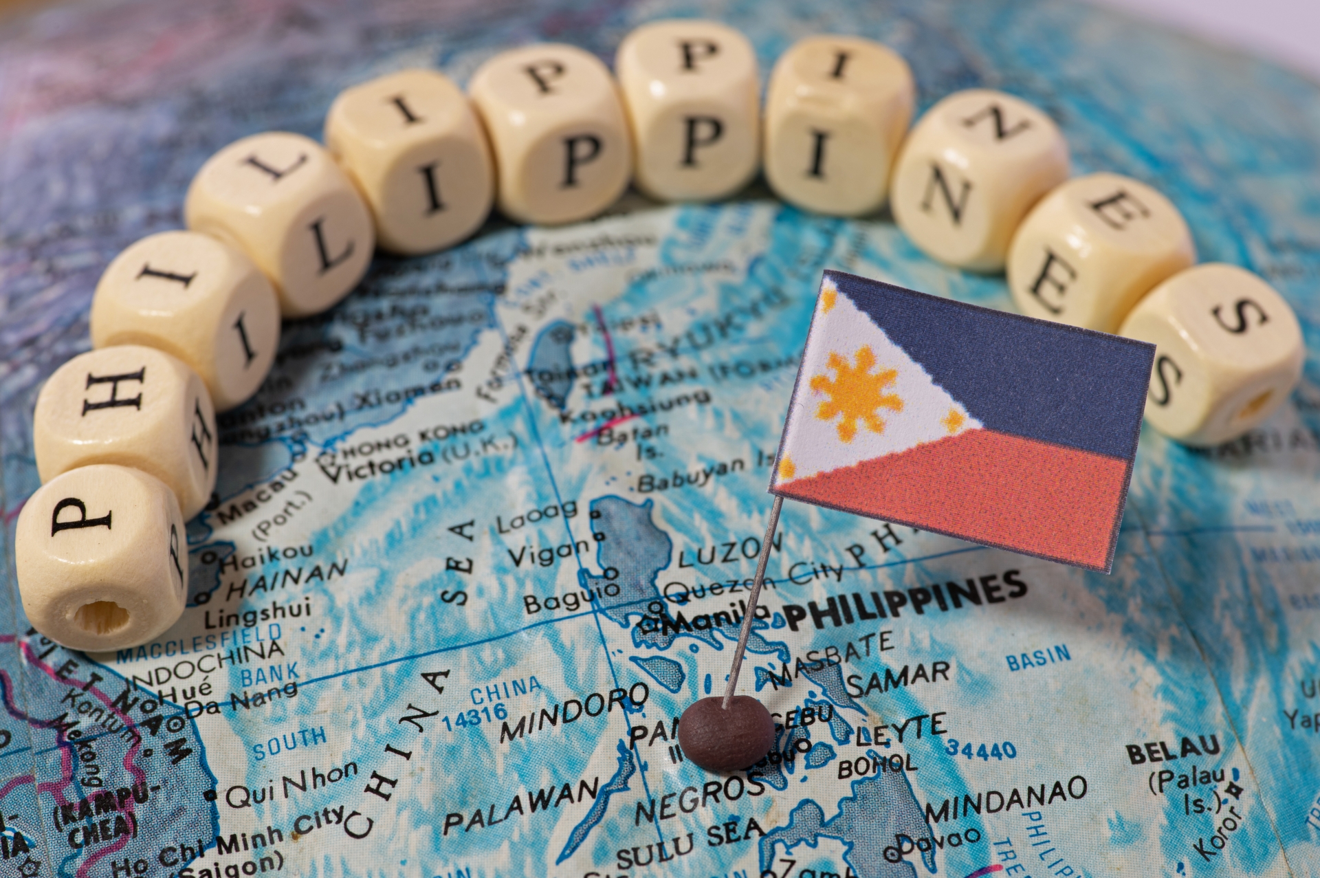 オンライン英会話にフィリピン人講師が多いのはなぜ？